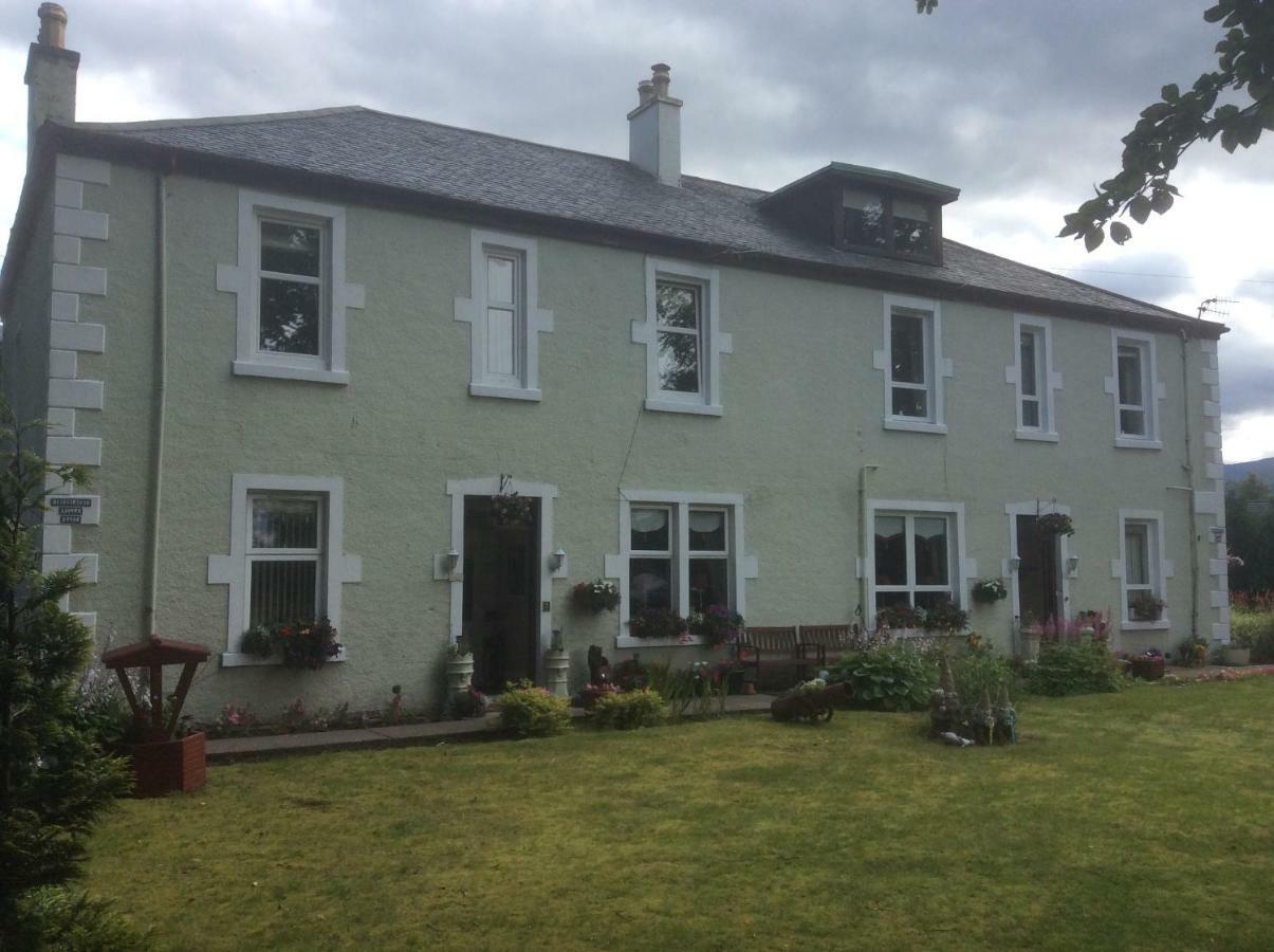 Inverlochy Villas (Adults Only) Fort William Exterior photo