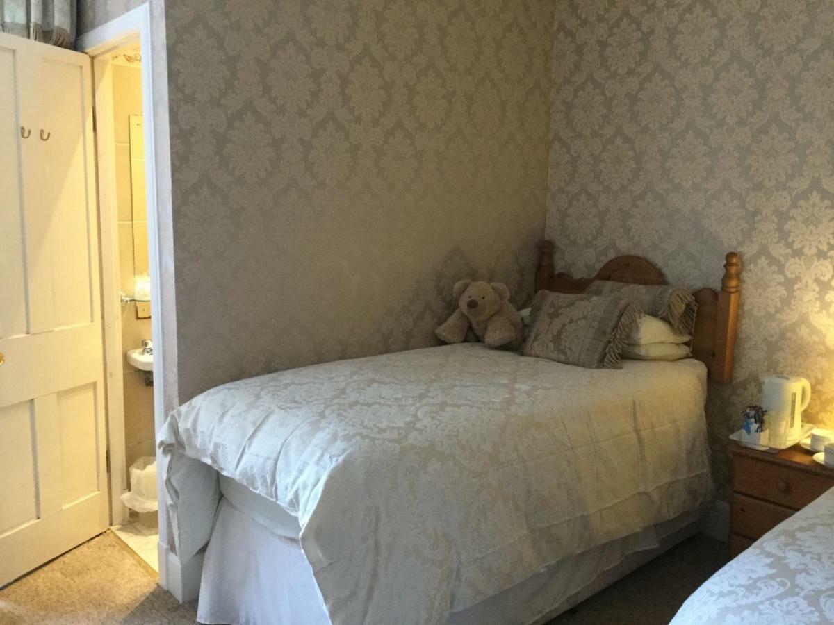 Inverlochy Villas (Adults Only) Fort William Exterior photo